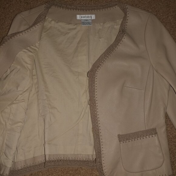 Nine West: Taupe/Nude Butter Soft Leather Blazer/Jacket W/Crochet Trim - Size L - Picture 6 of 10